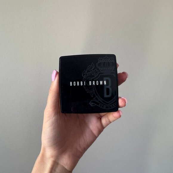 Bobbi Brown Sheer finish Pressed Powder, 9g/ .31oz shade Golden orange - Picture 3 of 8